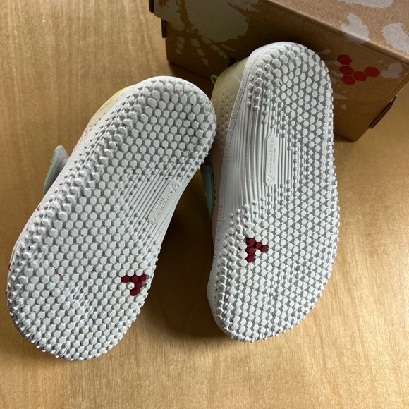 New Vivobarefoot shoes sz 21 - Picture 2 of 2